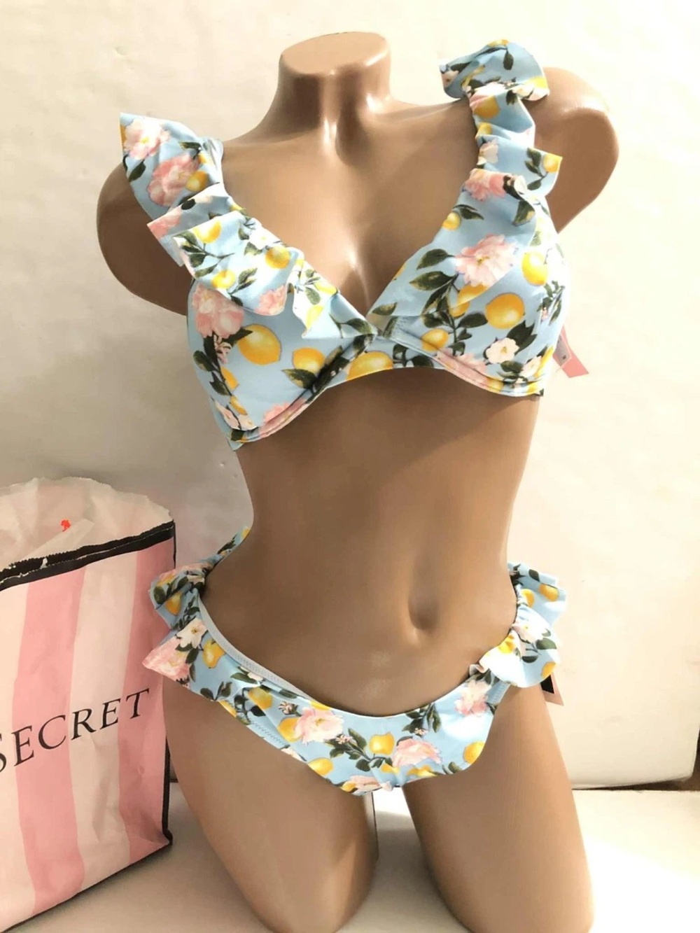 Victoria's Secret Brazilian Ruffle bikini set blue floral print 34c and XS